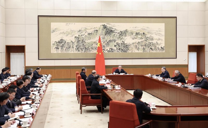 <a href="./xwzx/gzdt/202602/t20260209_750137.html">李强主持召开国务院第十次全体会议 讨论政府工作报告稿和“十五五”规划纲要草案稿</a>